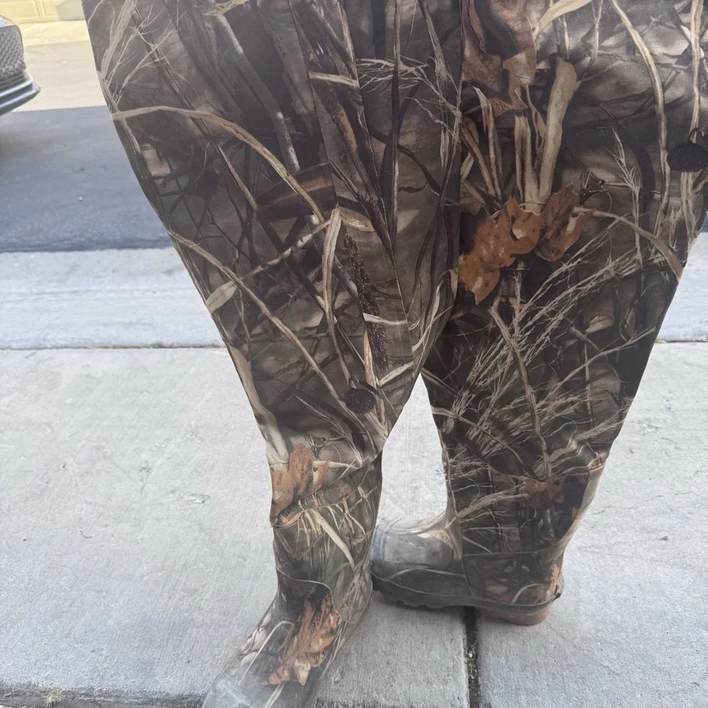 RedHead Bone-Dry Men's US Size 9 Hip Wader Boot Camo Straps Waterproof 600g